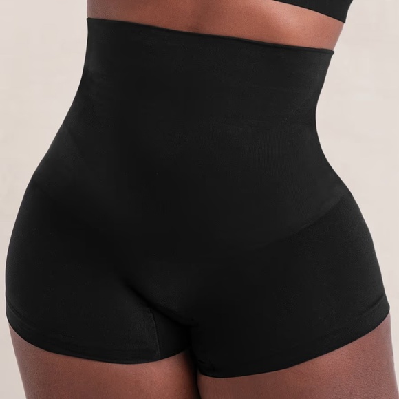 Shapermint Empetua Essentials All Day Every Day High-Waisted Shaper Bodyshort - Picture 1 of 5